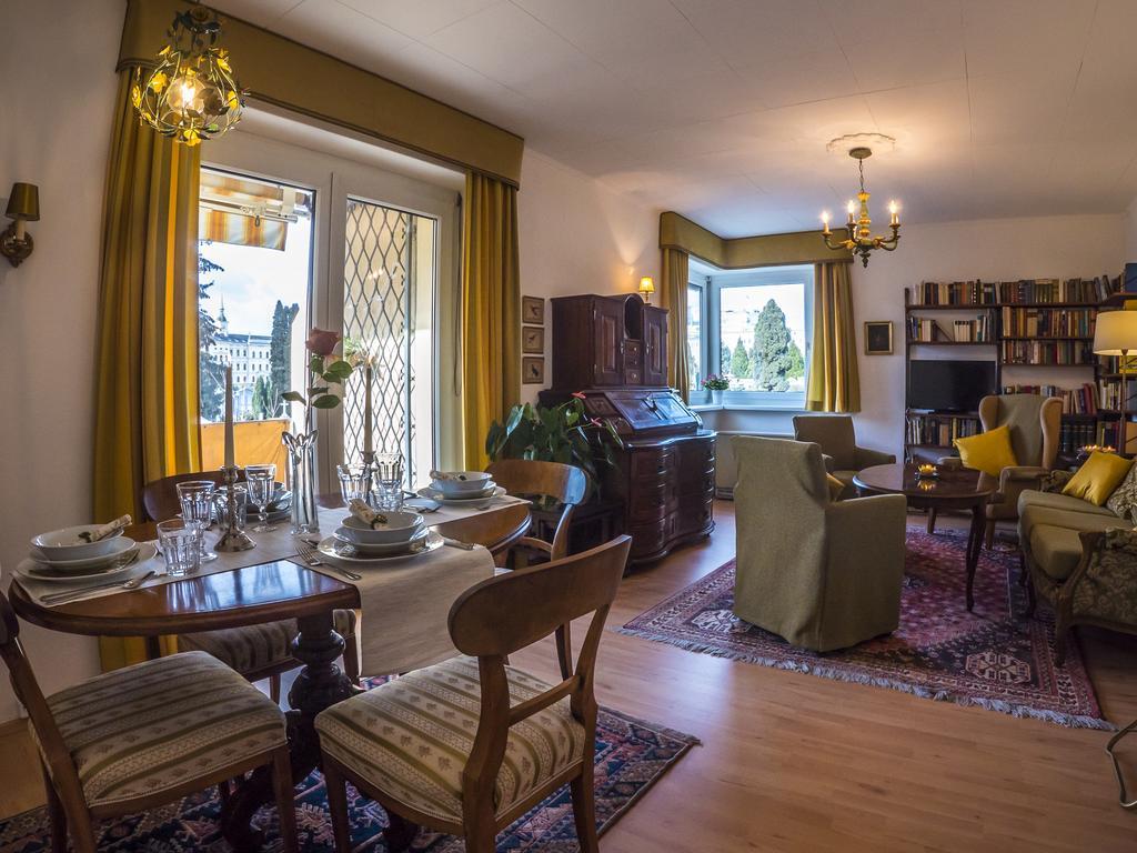 Apartment "Maria Theresia" Graz Bagian luar foto